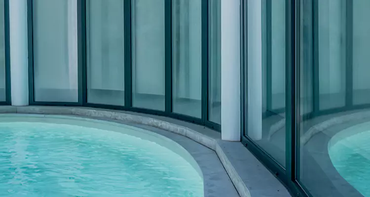 Repair Polyester Screen for Pool Enclosure in Safety Harbor, FL