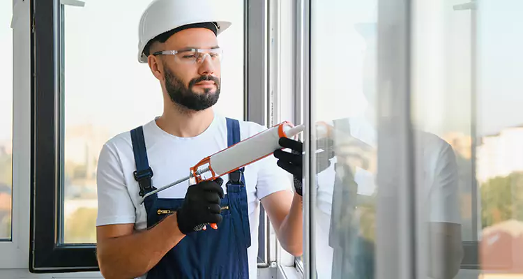 Retractable Screens Repair for Patio in Safety Harbor, FL