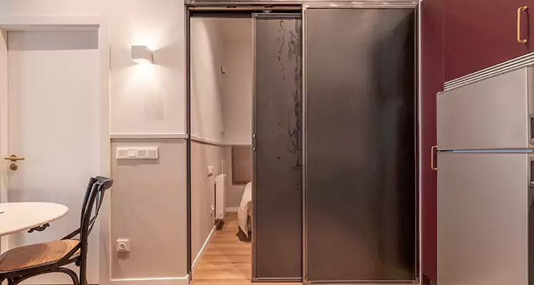 We Fix Closet Sliding Door in Safety Harbor, FL