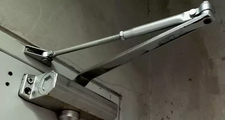 Door Closer Parallel Arm Installation in Safety Harbor, FL