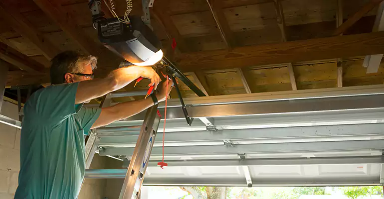 Chamberlain Garage Door Repair in Safety Harbor, FL