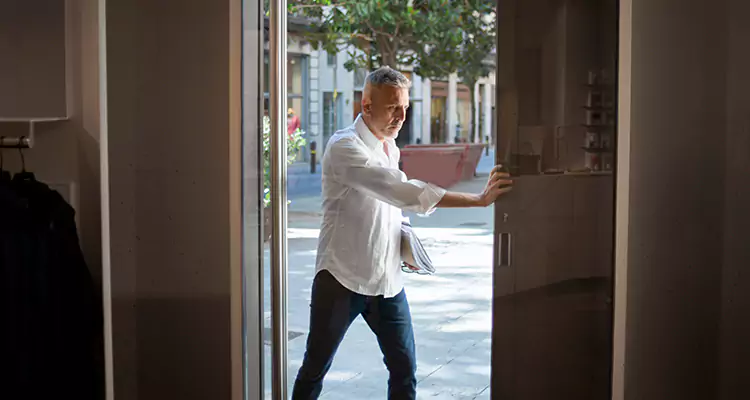 Track Cleaning and Repair for Stuck Doors in Safety Harbor, FL