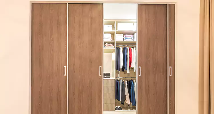 Sliding Closet Wardrobe Repairs in Safety Harbor, FL