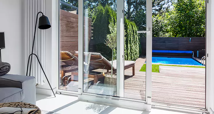 Fixing A Sliding Screen Door Roller in Safety Harbor, FL