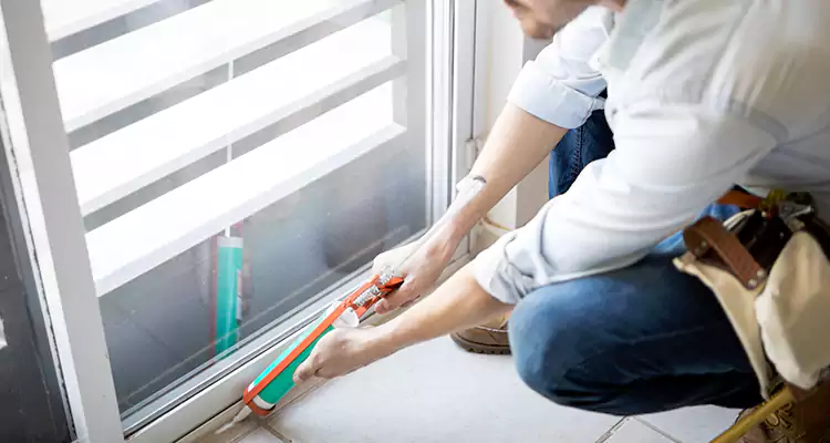 Dap Window Caulk Repair in Safety Harbor, FL